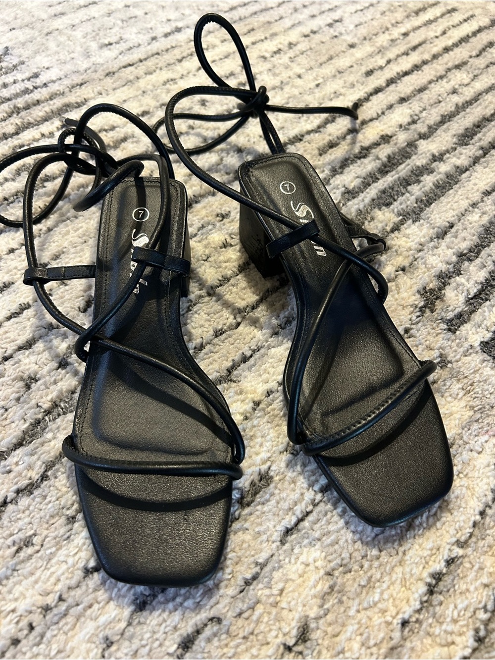 Strappy Black Women's Block Heel Sandals